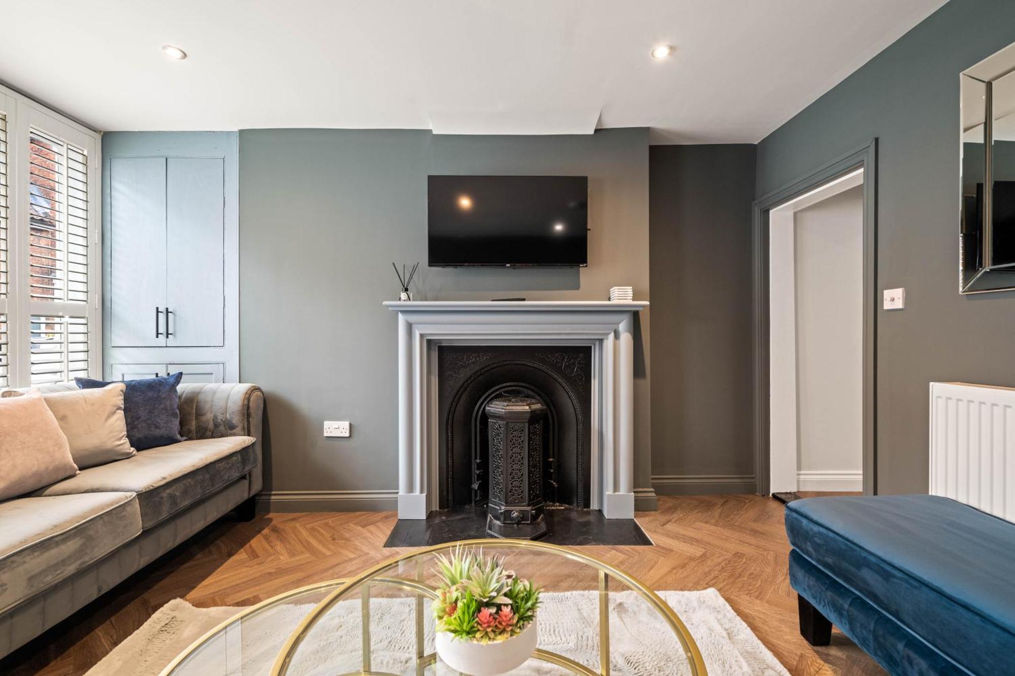 Вилла 33 Bailgate, Линкольн Экстерьер фото